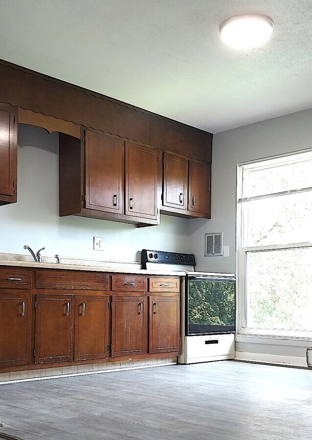 Photo - 139 Hendricks Blvd Unit 3