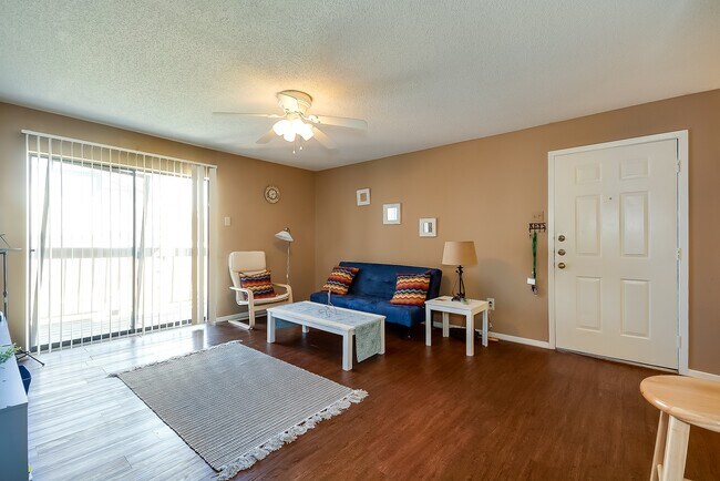 Photo - 218 N Texas Blvd Unit 308