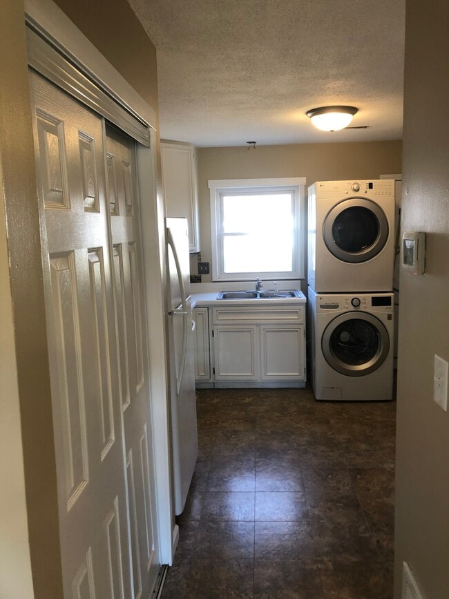 Photo - 1204 Lincoln Dr Unidad 1204 Apartment B