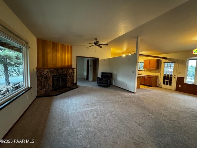 Photo - 152 N Equestrian Way