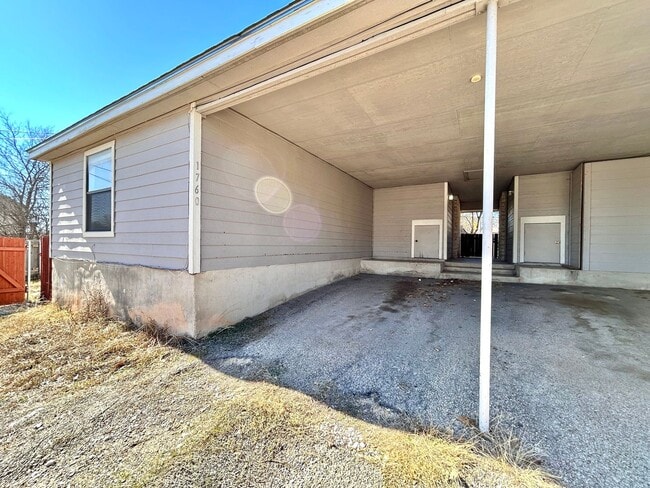 Photo - Horseshoe Cir, 1760 Unit 1760