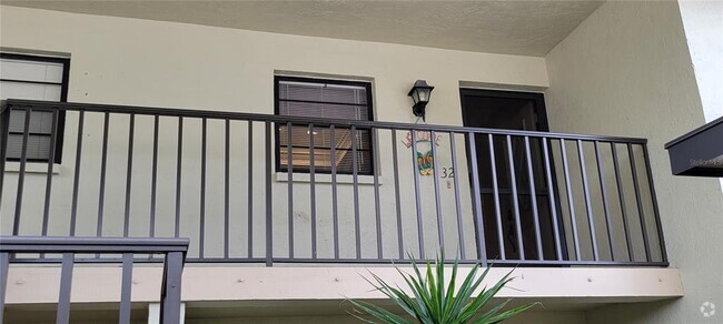 Building Photo - 1211 Capri Isles Blvd Unit 32 Rental