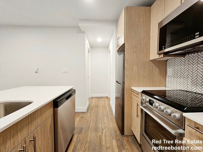 Photo - 529 Beacon St Unit 17