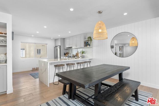 Photo - 4350 Glencoe Ave Unit 2