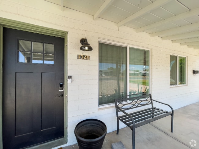 Building Photo - 1349 E Osborn Rd Rental