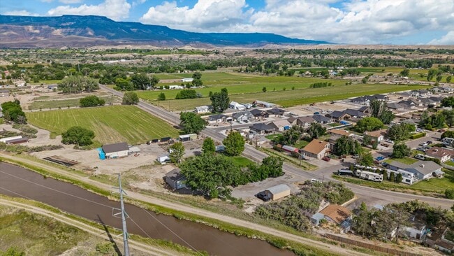 Photo - 3312-E 1/4 E 1/4 Rd