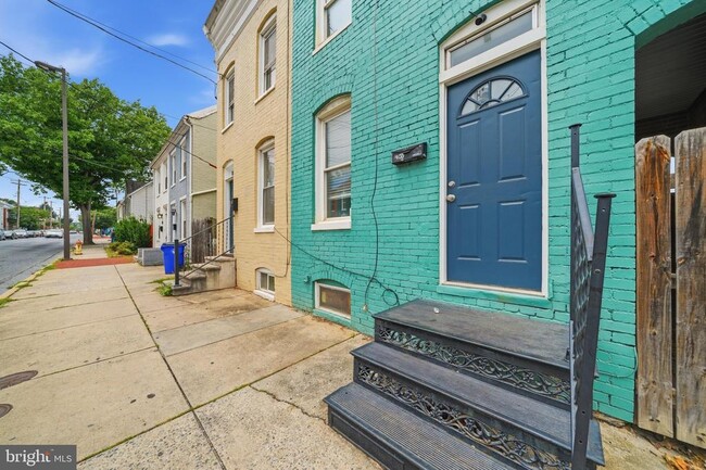 Photo - 403 W South St