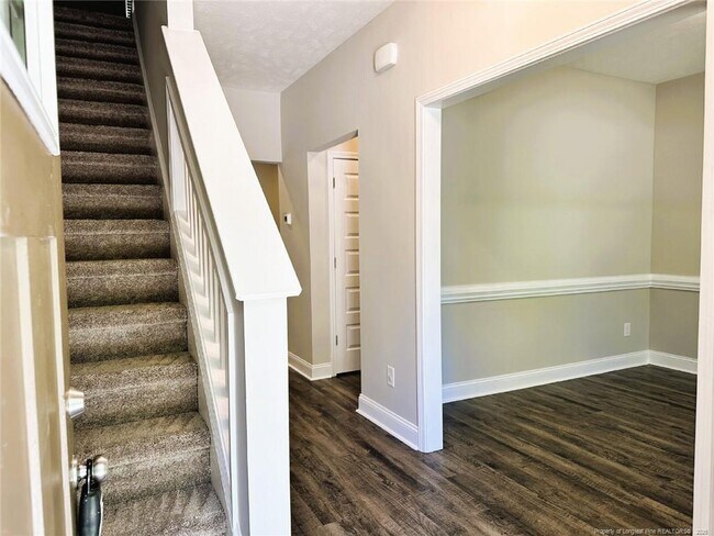 Photo - 1890 Frankie Ave