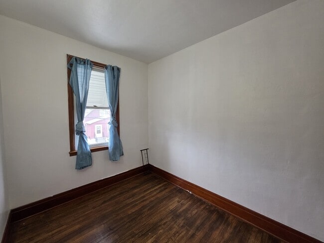Photo - 325 Barnard St Unit 2