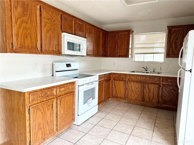 Photo - 9 N 8th St Unit A