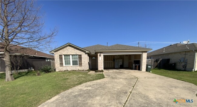 Building Photo - 1120 Ascot St