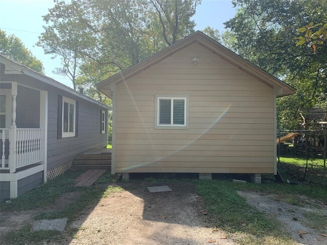 Photo - 5924 Morningdale St