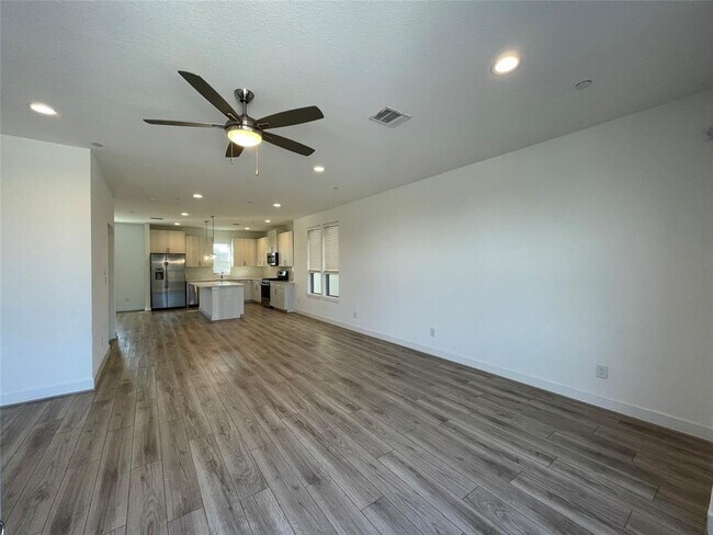 Photo - 18720 Centro Main St Unit B