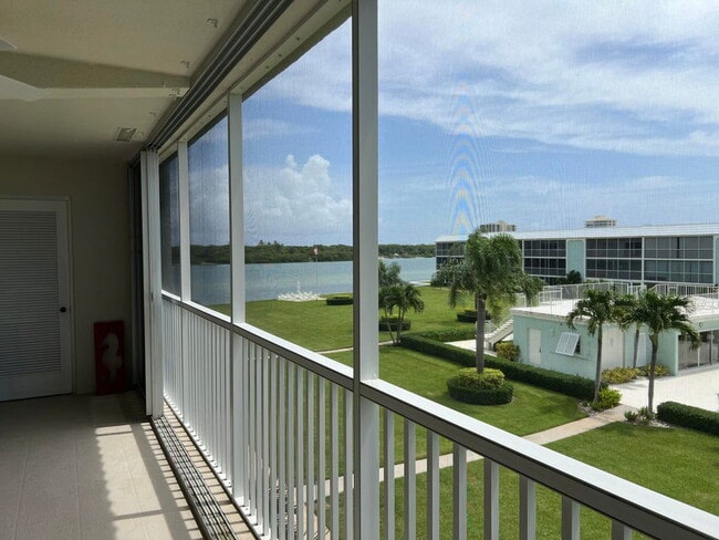 Photo - 100 Waterway Rd