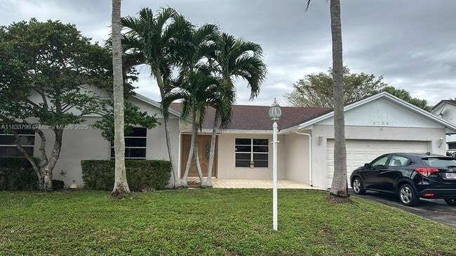 Building Photo - 9724 SW 114th Ct Rental