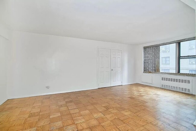 Photo - 310 Lenox Rd