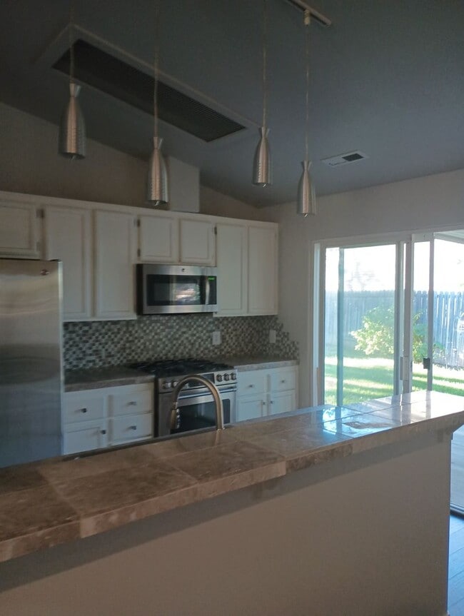 Photo - 4006 W 150 N