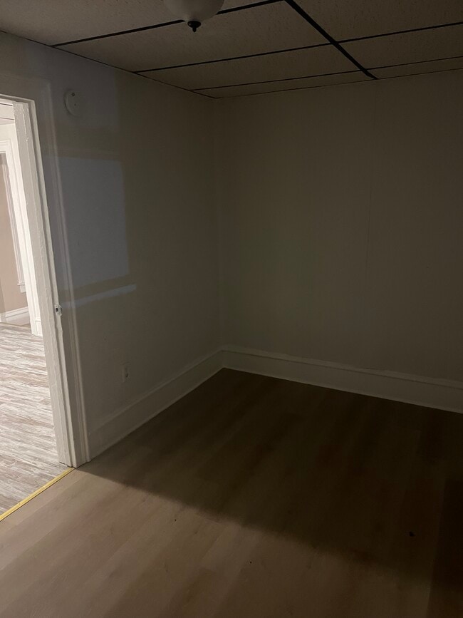 Building Photo - 38 Broadhead Ave Unit Apartment 2