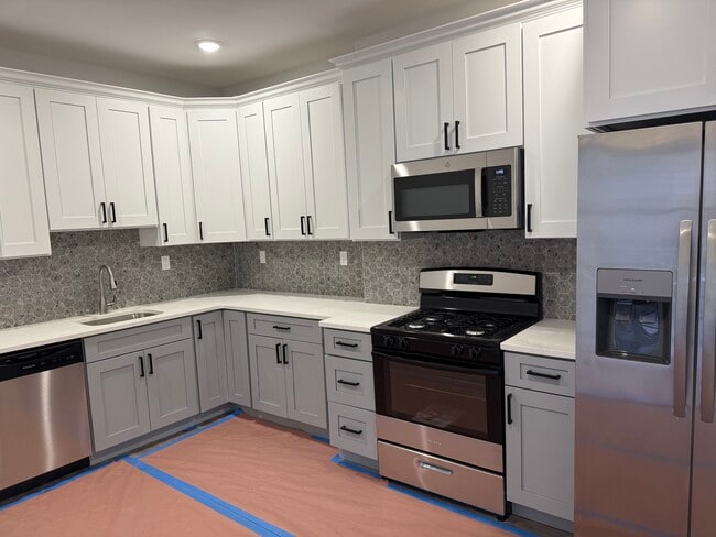 KITCHEN - 37 6th St Unit 2