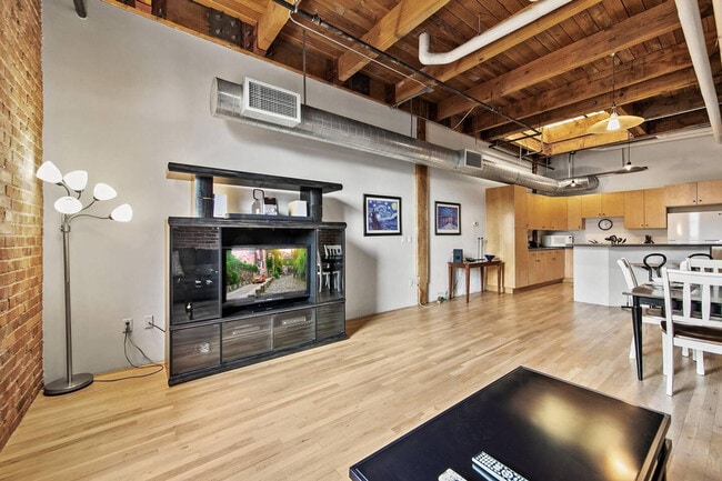 Photo - 1890 Wewatta St Unit ID1013140P