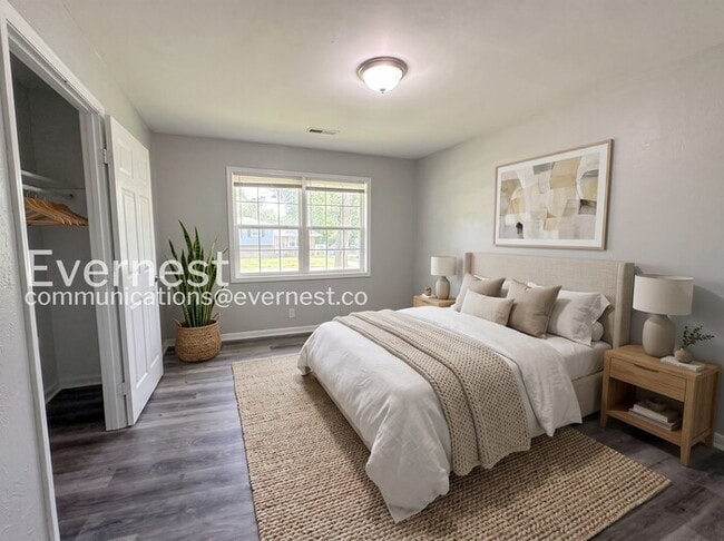 Photo - 3318 Bonds Ave
