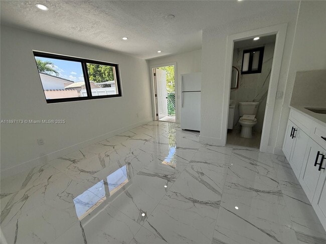 Photo - 9824 SW 26th Terrace Unit 2