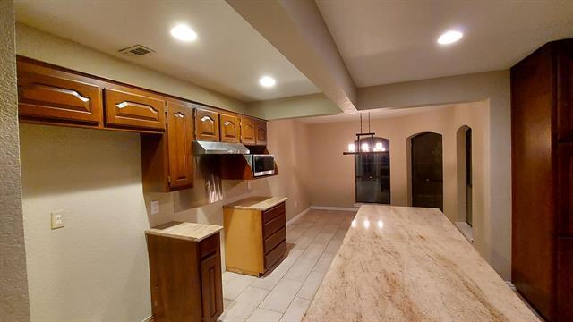 Photo - 603 Spring Creek St
