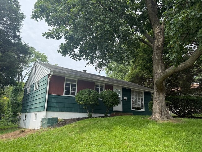 Photo - 7727 Paddington Dr
