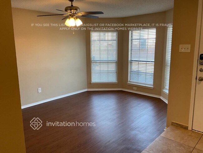 Photo - 1420 Ridgecreek Dr