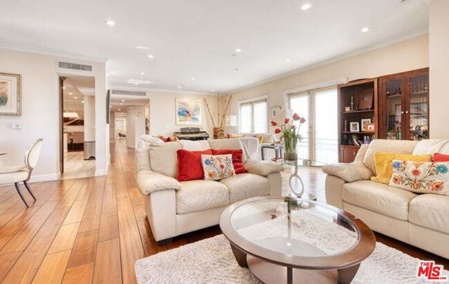 Photo - 918 S Wooster St Unidad 2