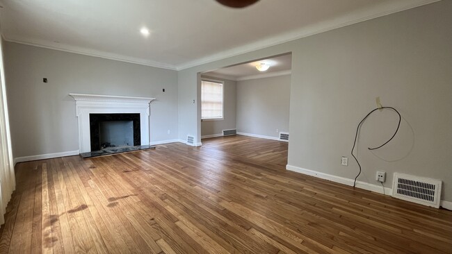 Photo - 3237 Washington Blvd Unit Upper