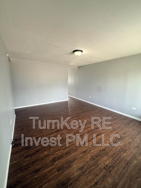 Photo - 403 Montrose Dr