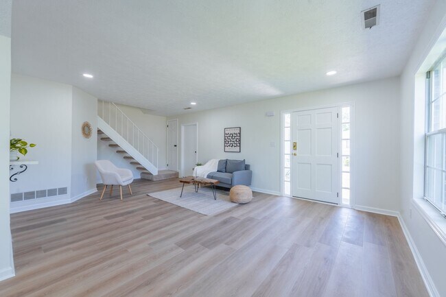 Photo - 3123 S Eden Dr