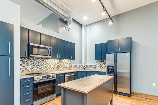 Photo - 1312 Live Oak St Unit 223