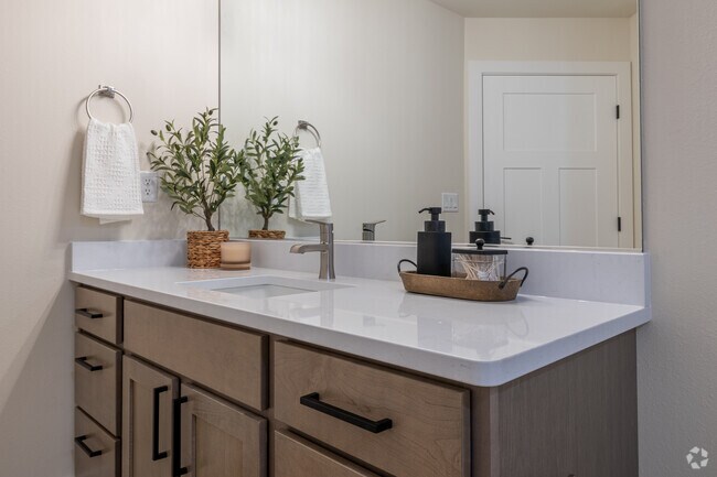 2BR2BA 1251SF
