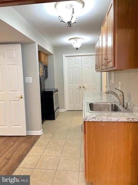 Photo - 139 Balc Spring