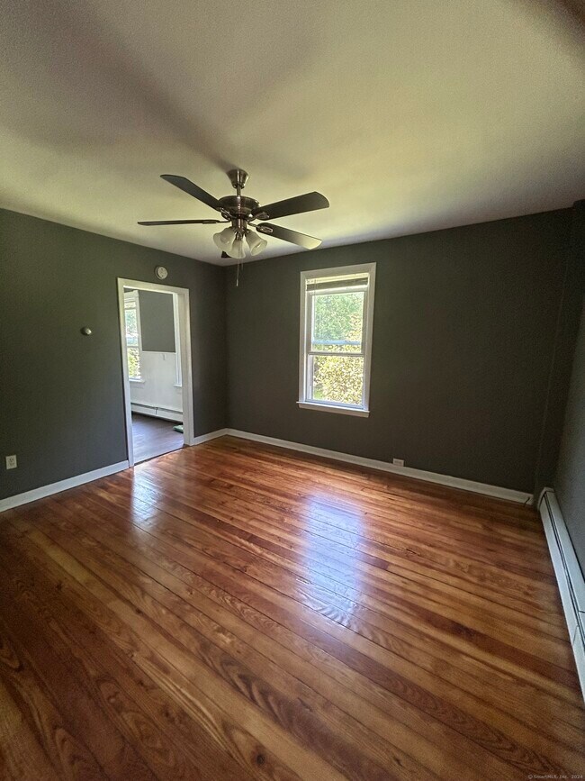 Photo - 25 Concord St