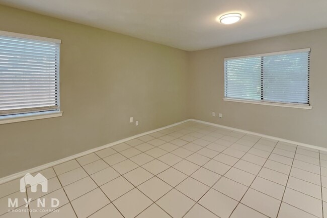 Photo - 7413 Waterway Dr