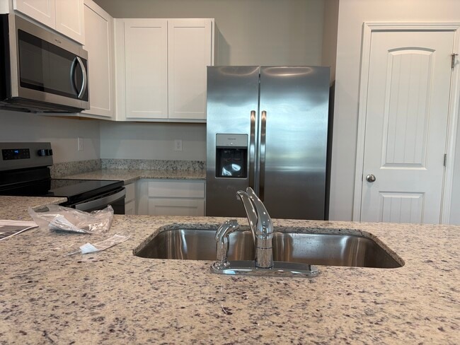 Photo - 1005 N 2nd Ave NW