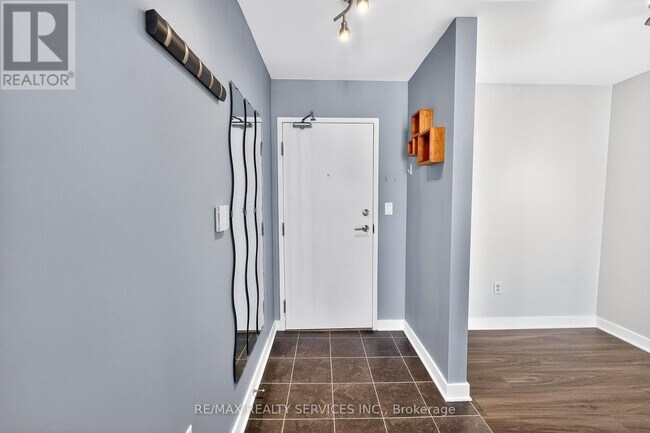 Photo - 11 Brunel Ct Unit 1903