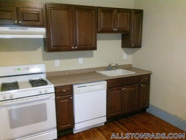 Photo - 71 Harvard Ave Unidad 2