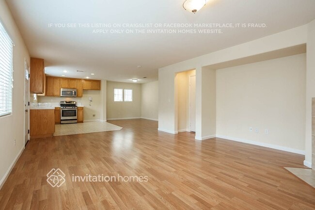 Photo - 1647 Dewey St