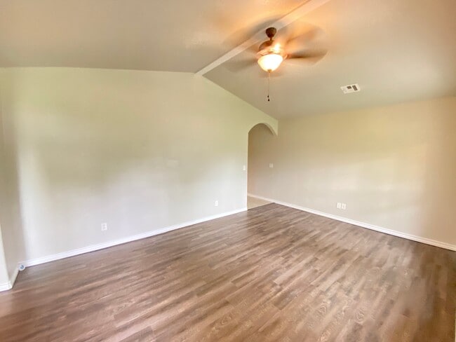 Photo - 12911 W Southern Oaks St