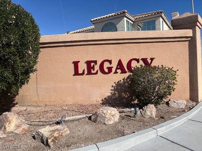 Photo - 16 Oak Hollow Ct