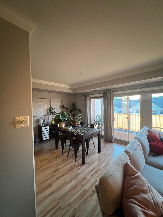 Photo - 5250 Valley Forge Dr Unidad 601