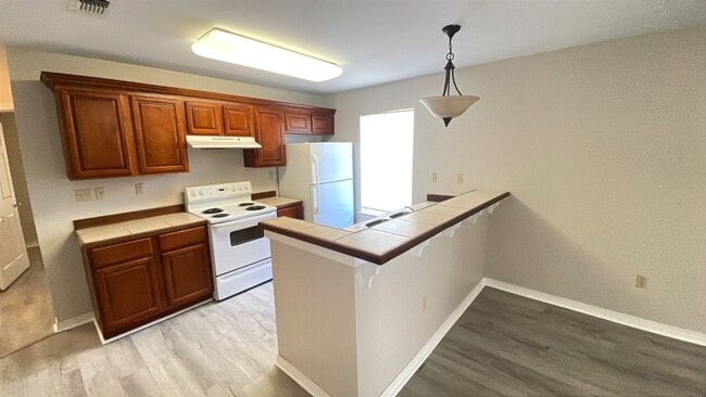 Photo - 30 1/2 Street- 4414 Unidad B