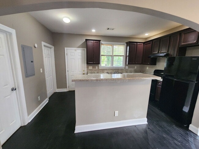 Photo - 899 Booker Washington Dr NW