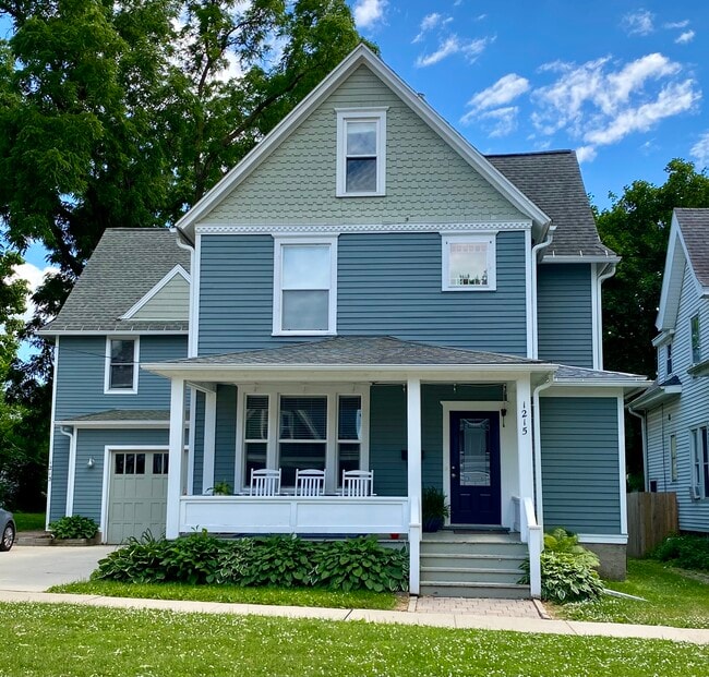 Photo - 1213 Vilas Ave Unit 1213