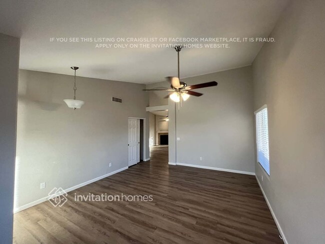 Photo - 16063 W Saguaro Ln
