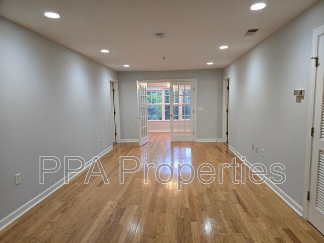 Photo - 929 Morreene Rd Unit C23